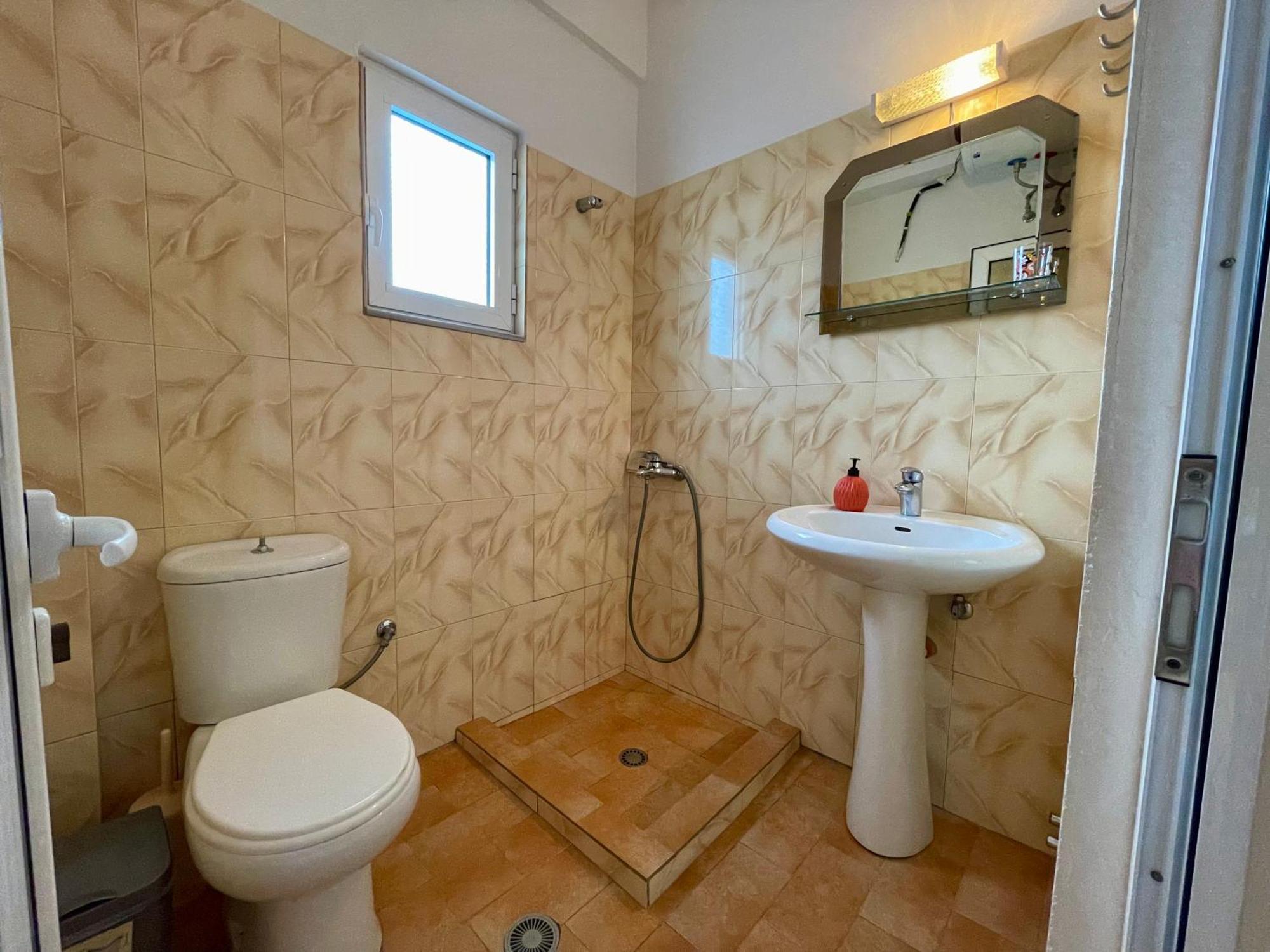 Marku Palace Ksamil Room photo