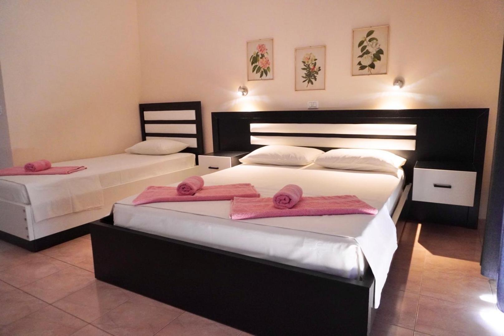Marku Palace Ksamil Room photo